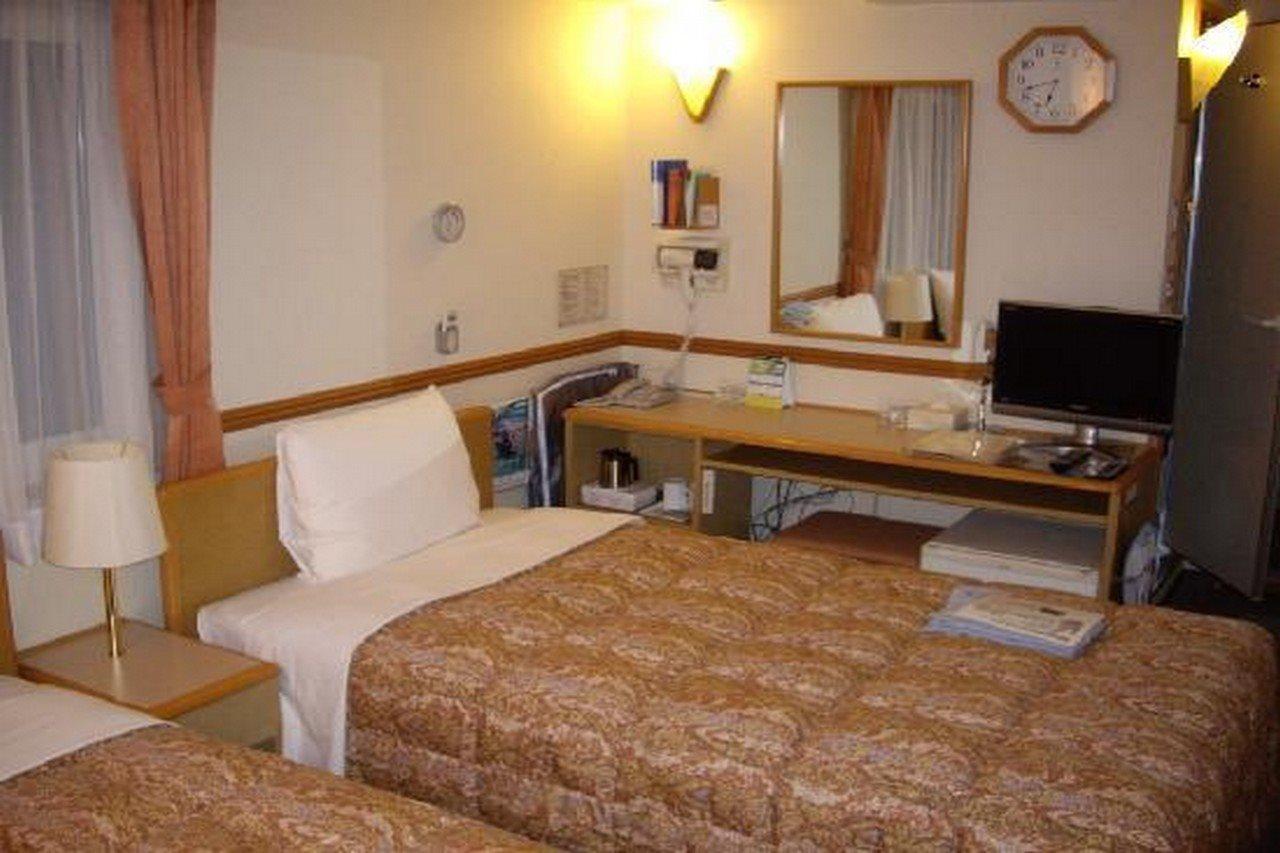 Toyoko Inn Okayama-eki Nishi-guchi Hiroba Eksteriør billede