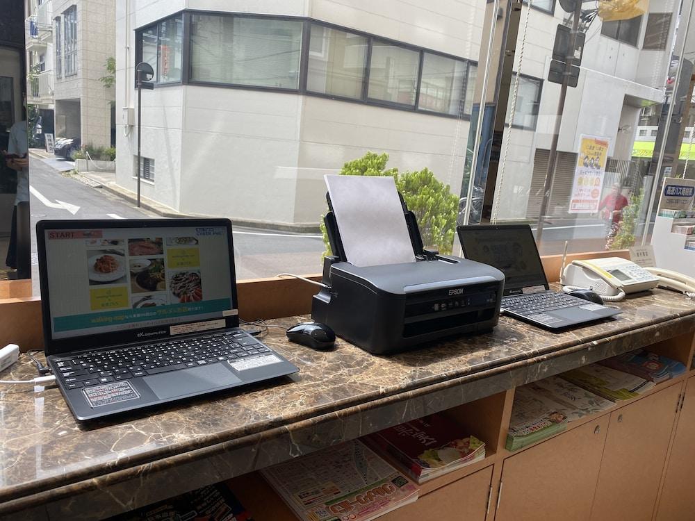 Toyoko Inn Okayama-eki Nishi-guchi Hiroba Eksteriør billede